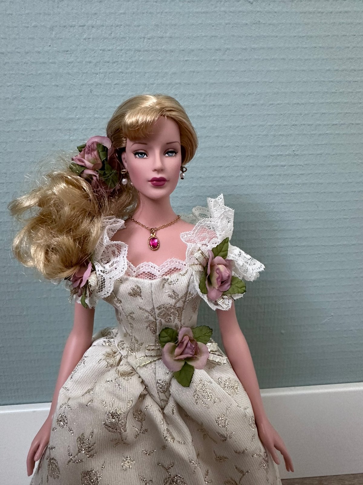 Robert Tonner Julia Doll pop Pendant Historical Romance, Verzamelen, Poppen, Ophalen of Verzenden, Zo goed als nieuw, Fashion Doll