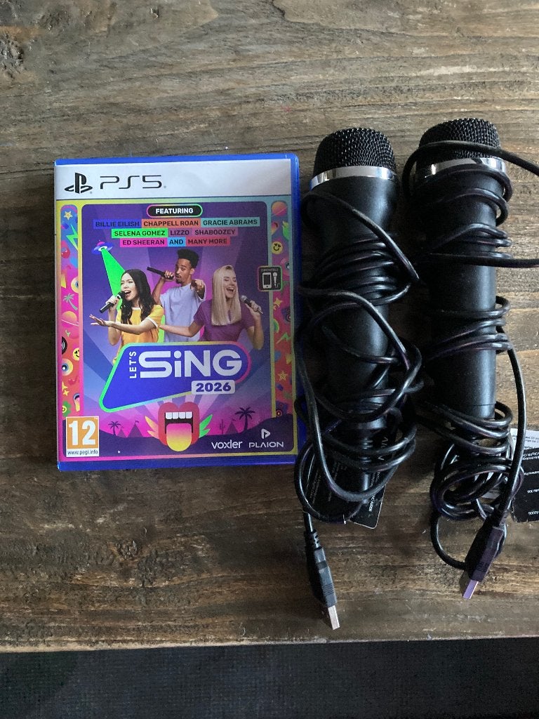 Let’s Sing 2026 met 2 microfoons, Muziek, 2 spelers, Eén computer, Ophalen of Verzenden