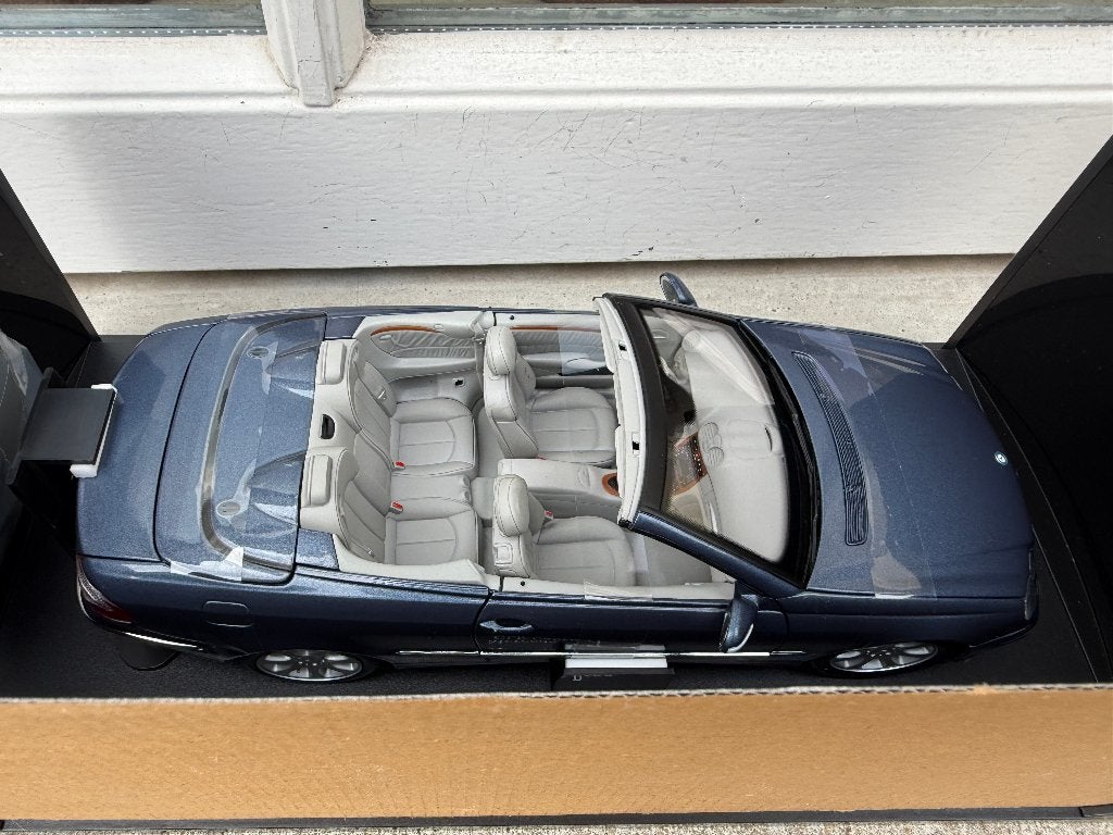 1:18 Mercedes A209 CLK Cabrio CLK500 blauw Kyosho, Hobby en Vrije tijd, Kyosho, Auto, Nieuw, Ophalen of Verzenden