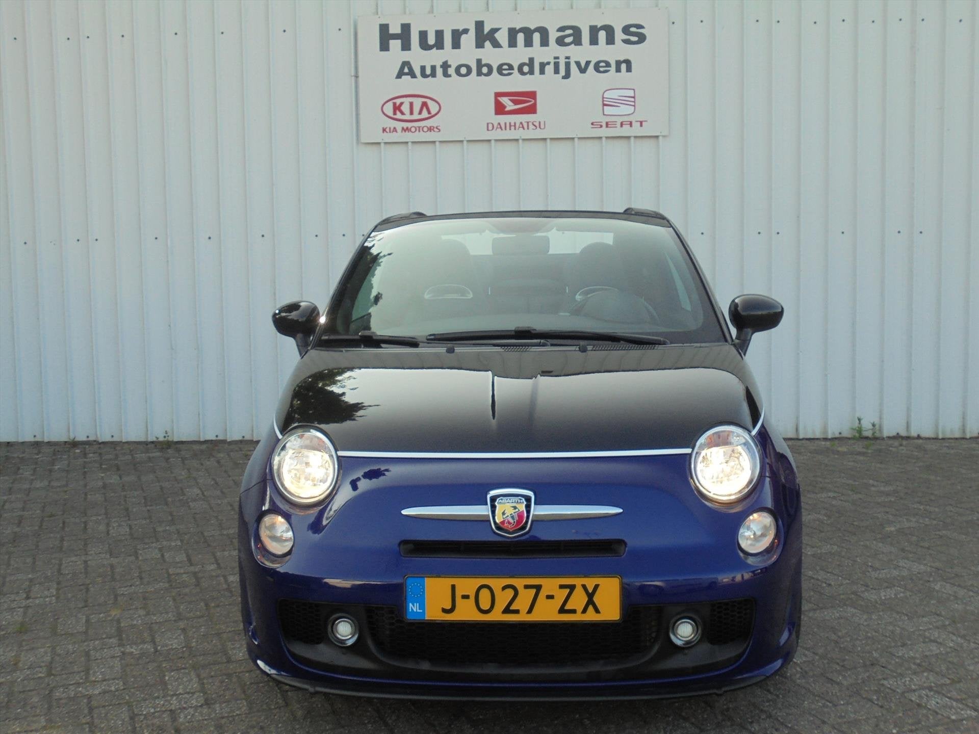 Fiat 500C 1.4 ABARTH 595 CABRIO ZEER NETJES !, Auto's, Fiat, Voorwielaandrijving, 135 pk, 4 cilinders, Leder