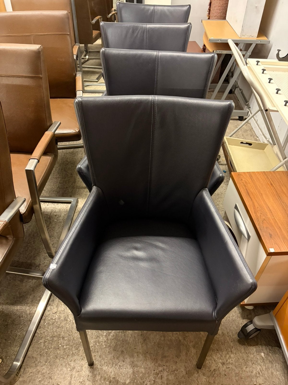 4 zwarte leren eetkamerstoelen, Ophalen, Gebruikt, ., Zwart