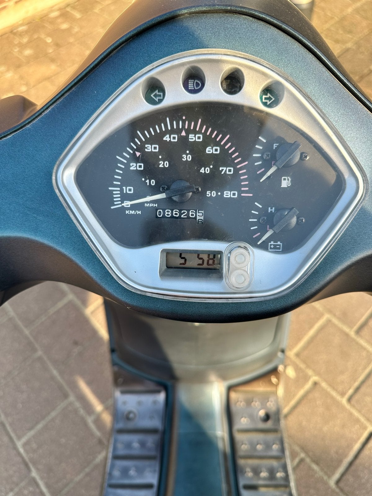 Senzo Rivalux scooter - Gebruikt met lichte schade, Gebruikt, Benzine, Ophalen, Overige merken