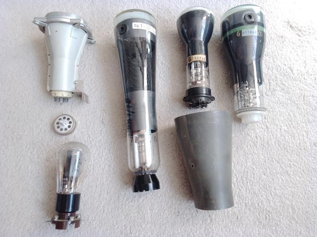 Kathodestraalbuis, scope buis, diodebuis, Hobby en Vrije tijd, Elektronica-componenten, Gebruikt, Ophalen of Verzenden