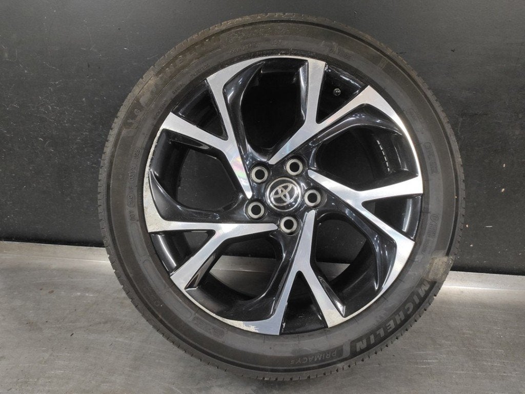 Velgen set + banden Toyota C-HR (225-55-R18), 18 inch, Gebruikt, Banden en Velgen, Ophalen of Verzenden