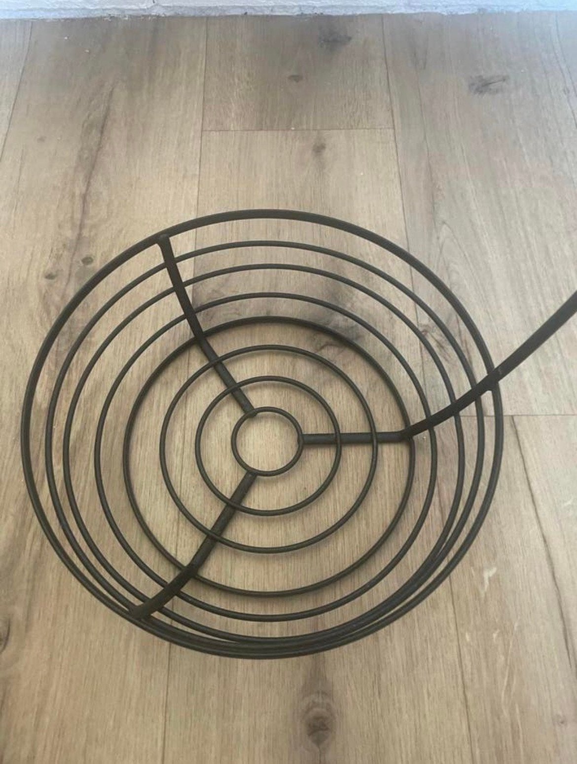 Zwarte ijzere fruitschaal, Huis en Inrichting, Ophalen, Zo goed als nieuw, Rond, Overige materialen