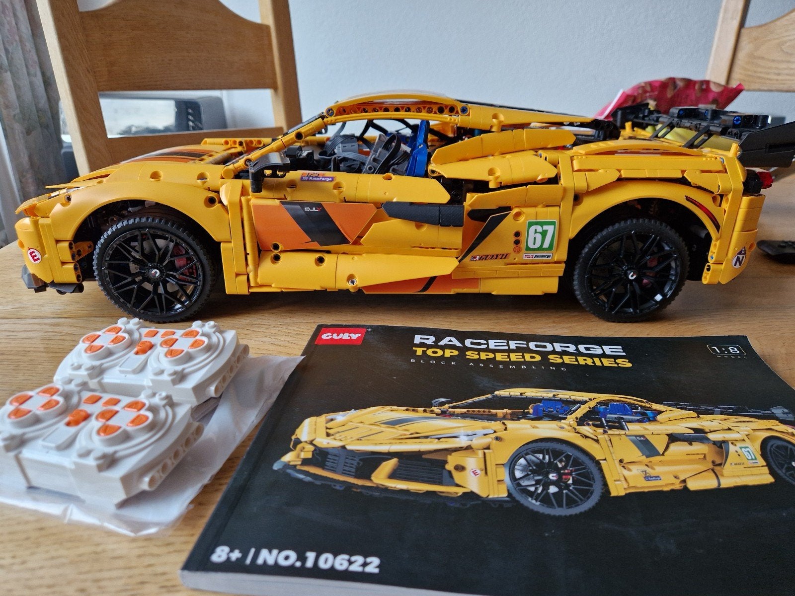 RC Raceauto met elektrische deuren en verstelbare wielen, Hobby en Vrije tijd, Ophalen of Verzenden, Nieuw, 1:5 t/m 1:8, Auto