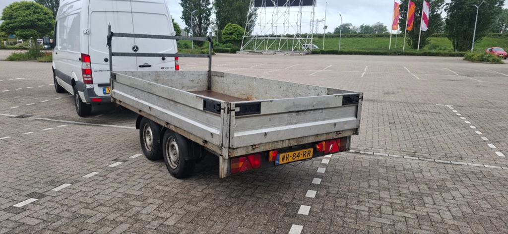 Westfalia dubbelassige aanhanger 2000kg – goed werkpaard, Ophalen, Gebruikt