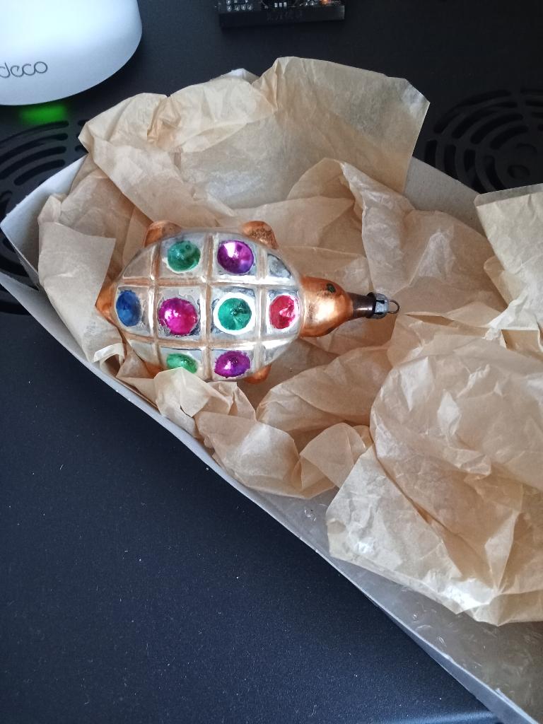 zeer zeldzame glazen oude kersrtbal, model schildpad, Diversen, Kerst, Ophalen of Verzenden, Gebruikt