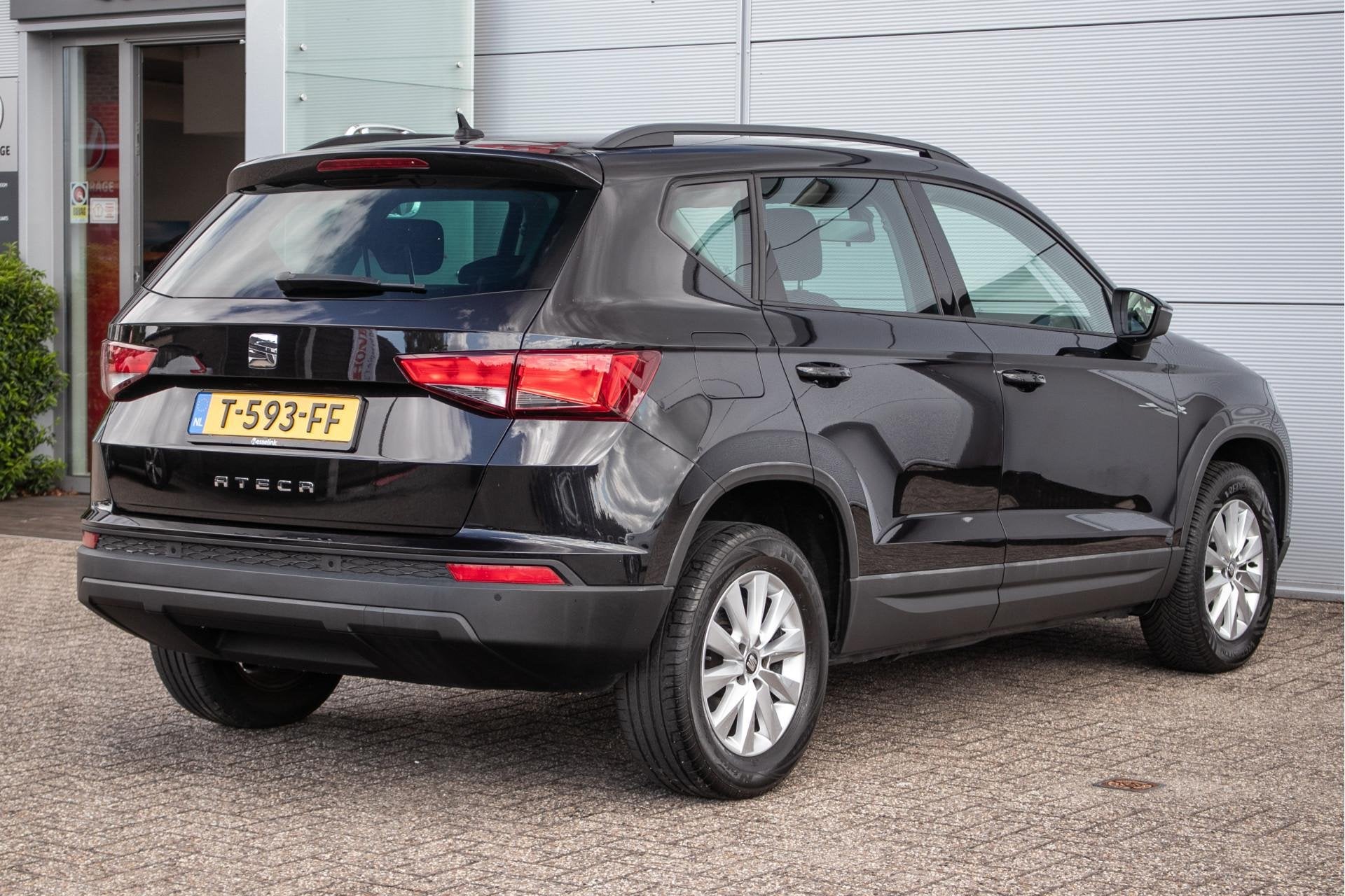SEAT Ateca 1.0 EcoTSI Reference | Clima | Cruise control | C, Auto's, Voorwielaandrijving, Stof, Gebruikt, Zwart