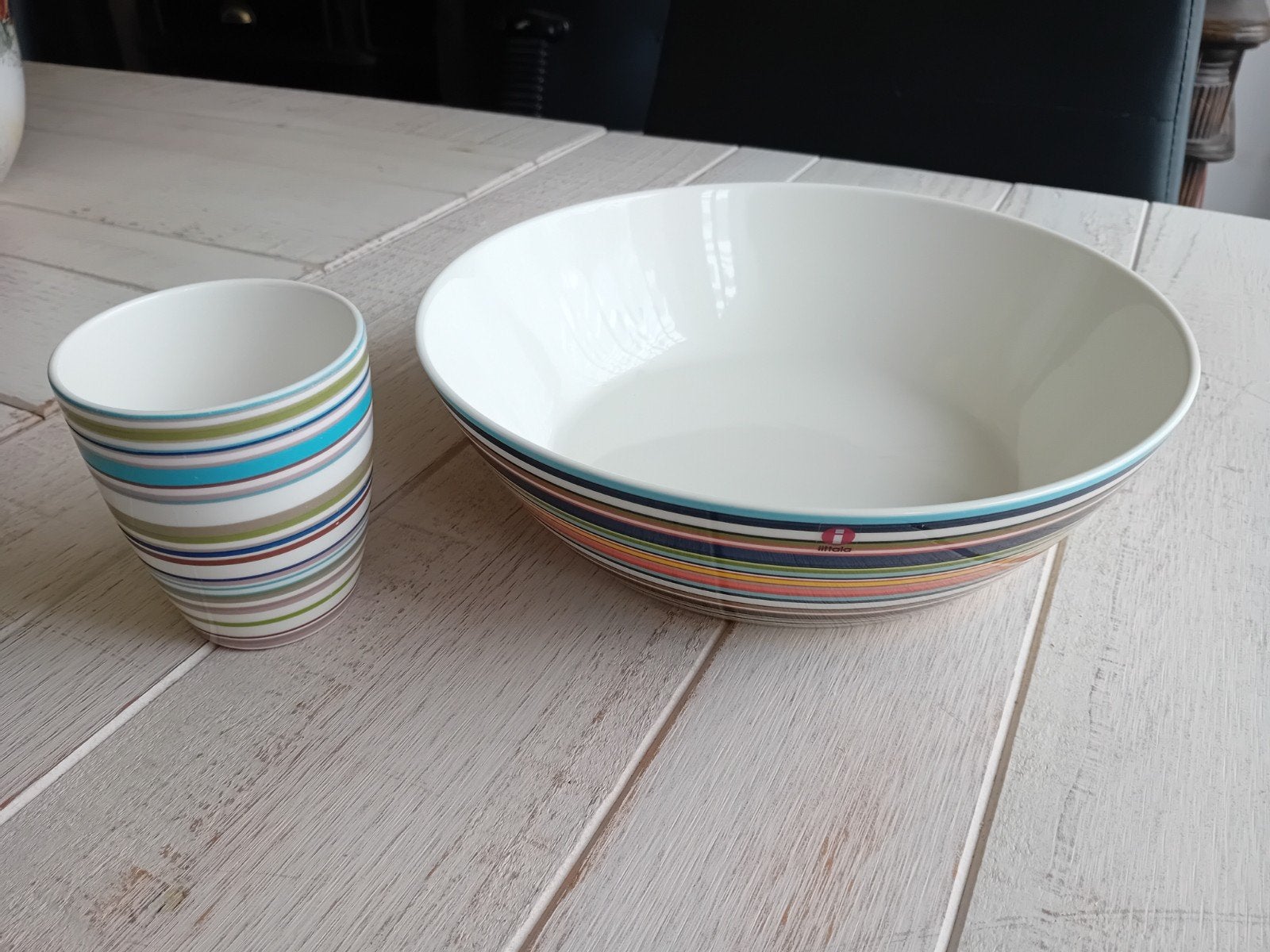 Iittala Origo serveerschaal groot 2L en mok beker, Ophalen of Verzenden, Overige stijlen, Porselein, Schaal of Schalen