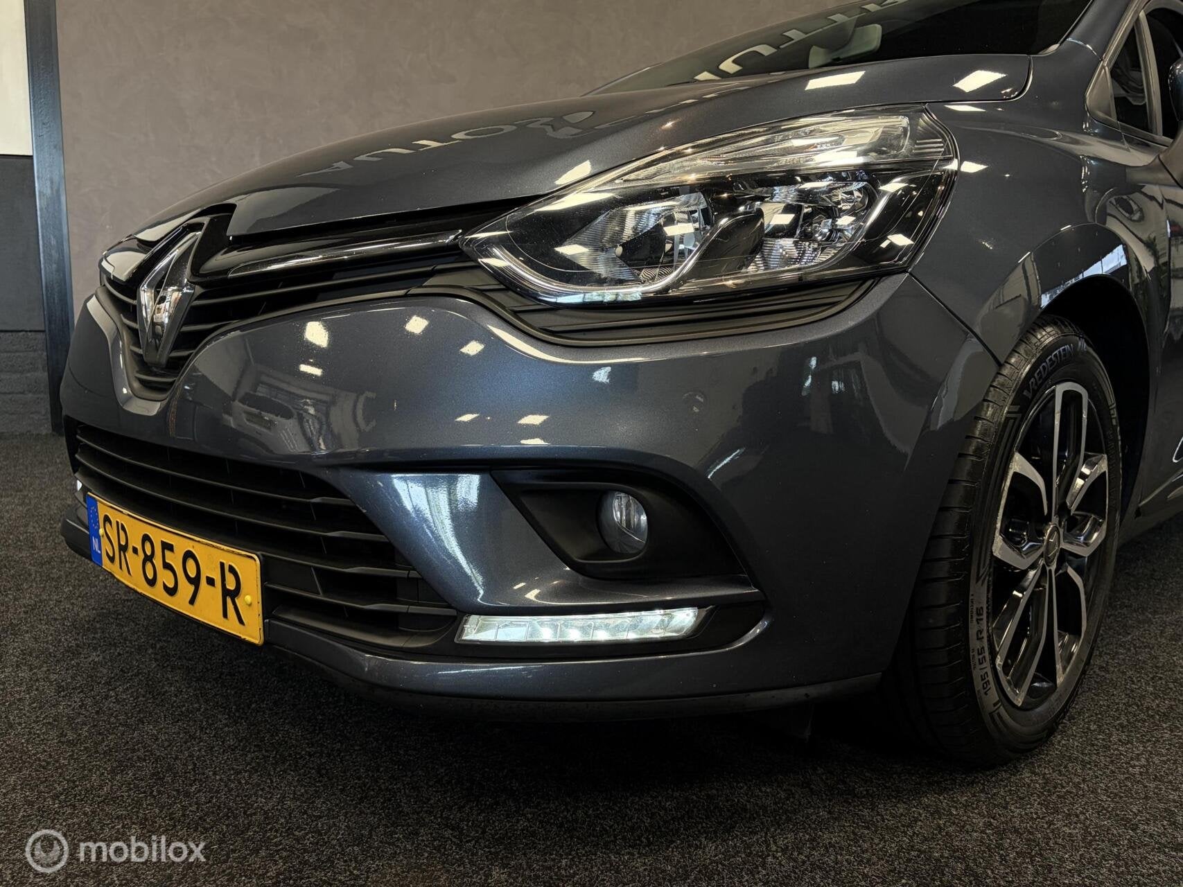 Renault Clio Estate 0.9 TCe Zen NAVI / CLIMA / CRUISE / LMV, Auto's, Renault, Voorwielaandrijving, 898 cc, 1063 kg, Gebruikt