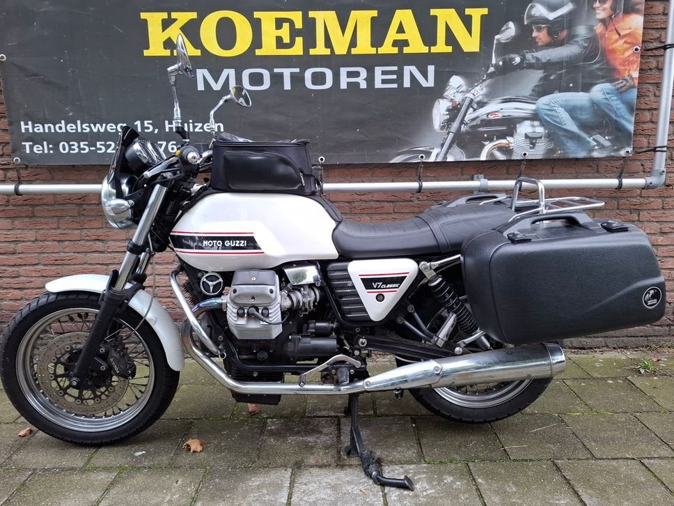 MOTO GUZZI V 7 Classic (bj 2011) V7 cardan koffers compleet, 2 cilinders, 744 cc, Motorrijbewijs A, Bedrijf