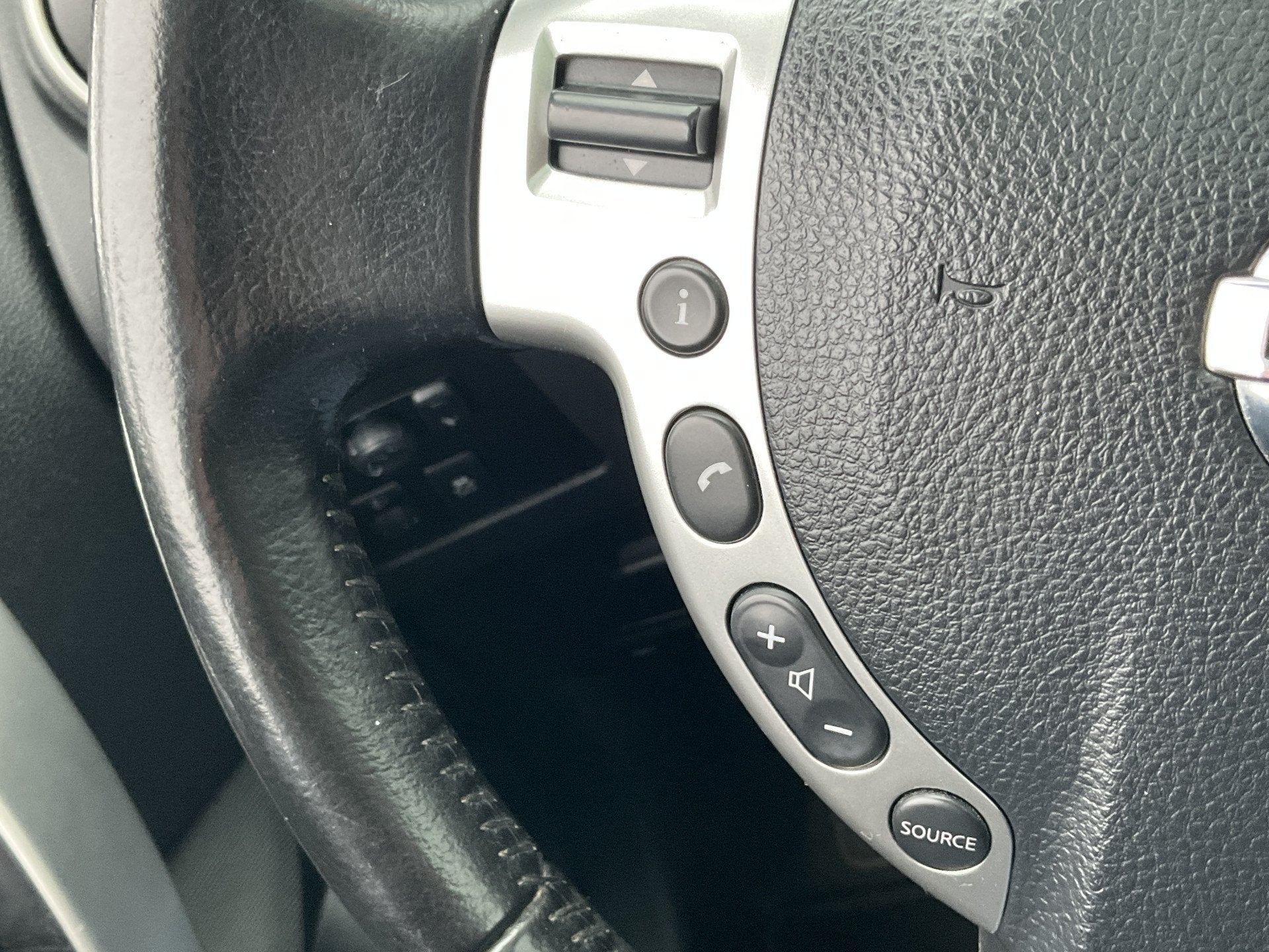 Foto 23 van Nissan QASHQAI 1.5 dCi Connect Edition Trekhaak Pano Camera