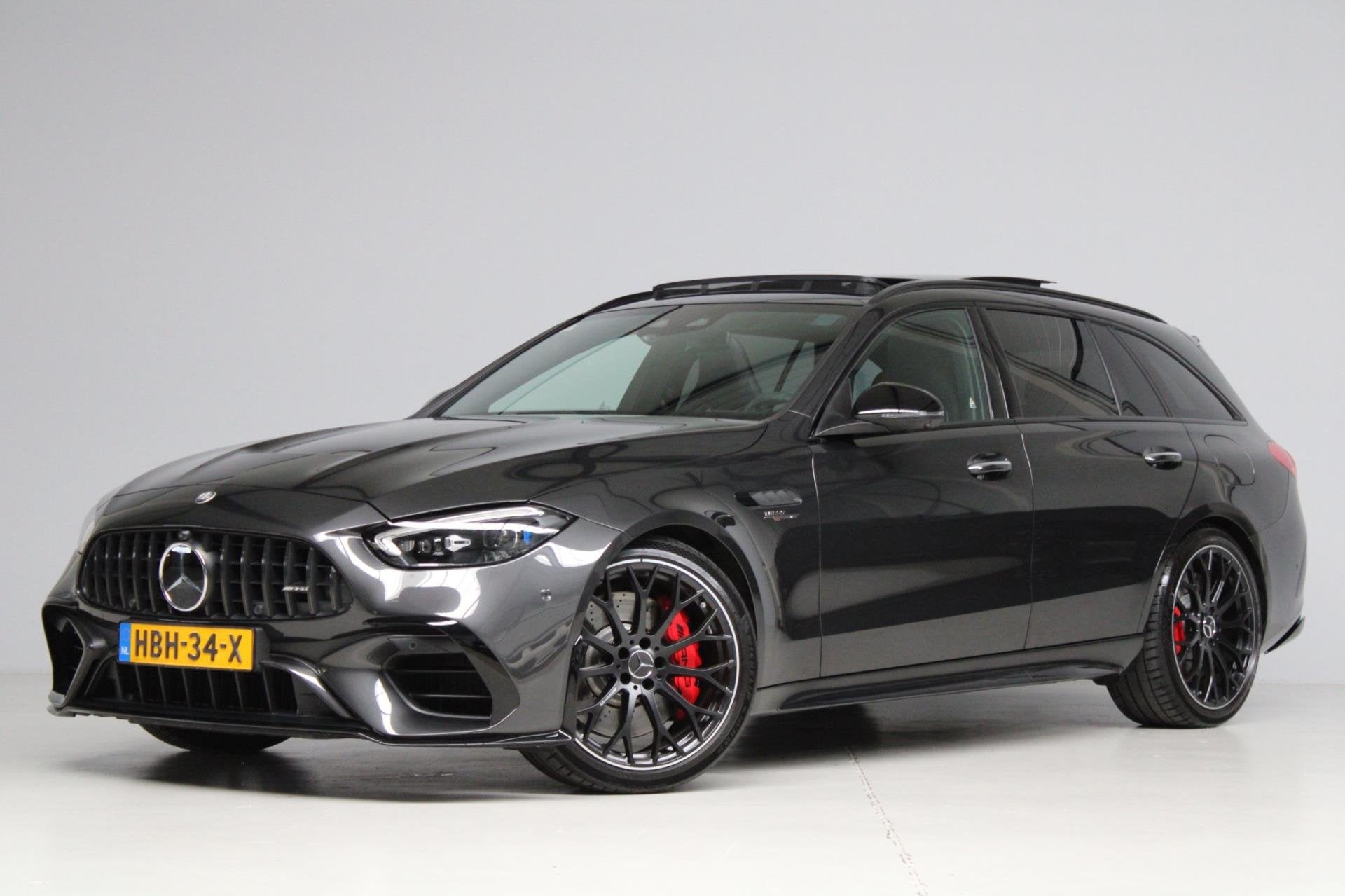 Mercedes-Benz C-klasse Estate AMG 63 S E Performance | NL au, Auto's, Automaat, 4 cilinders, Automatische klimaatregeling, Vierwielaandrijving