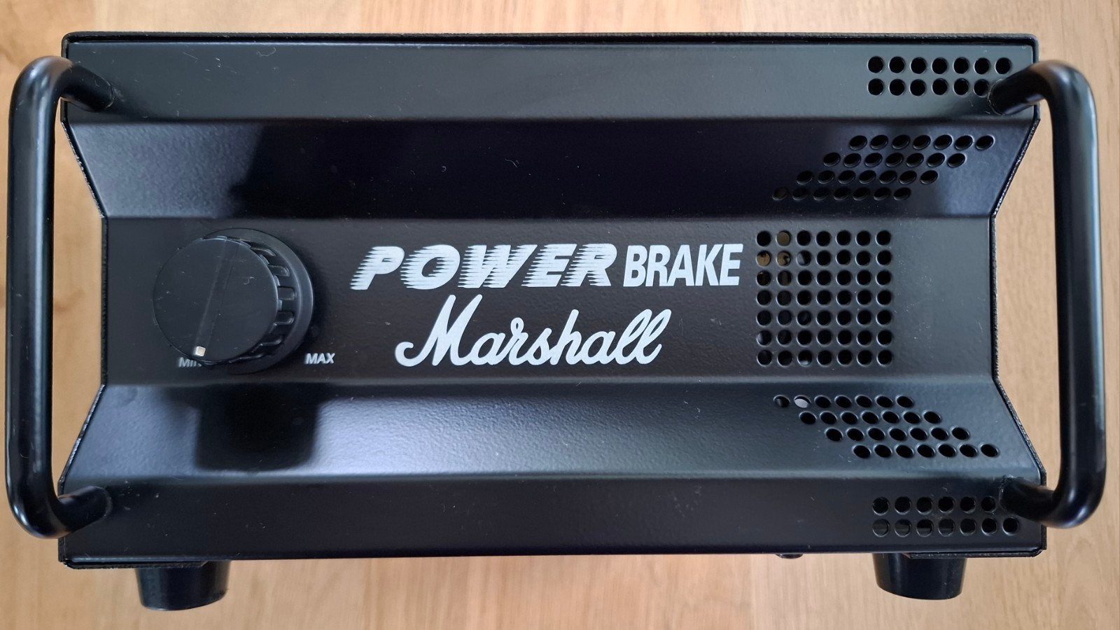 Marshall Power Brake PB100 Attenuator Made in England, Ophalen of Verzenden, Zo goed als nieuw, Gitaar, 50 tot 100 watt