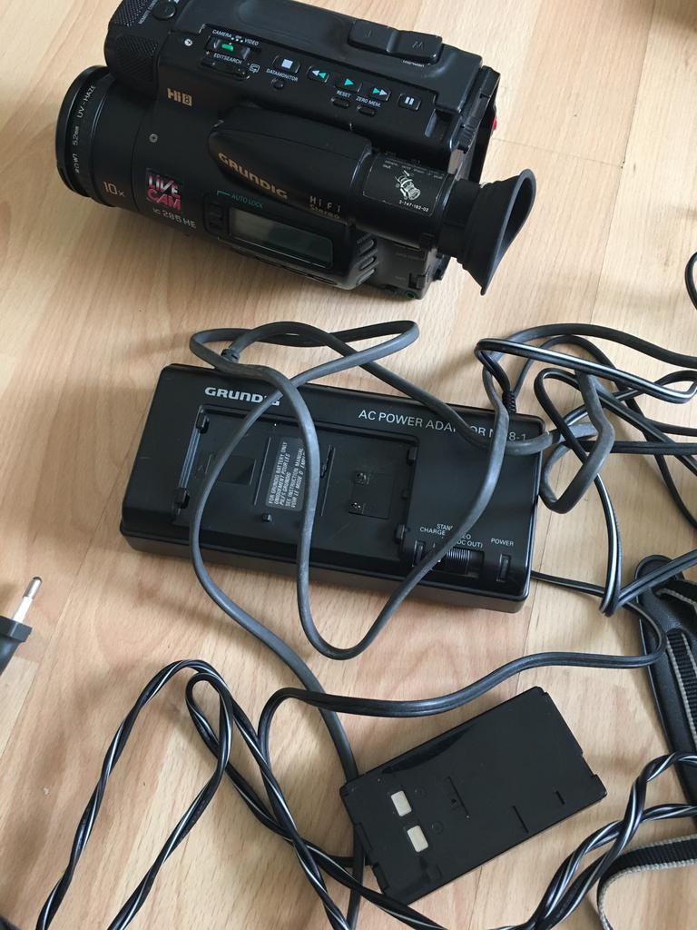 Diverse ccd hi8 video camera’s, Ophalen of Verzenden, Hi 8