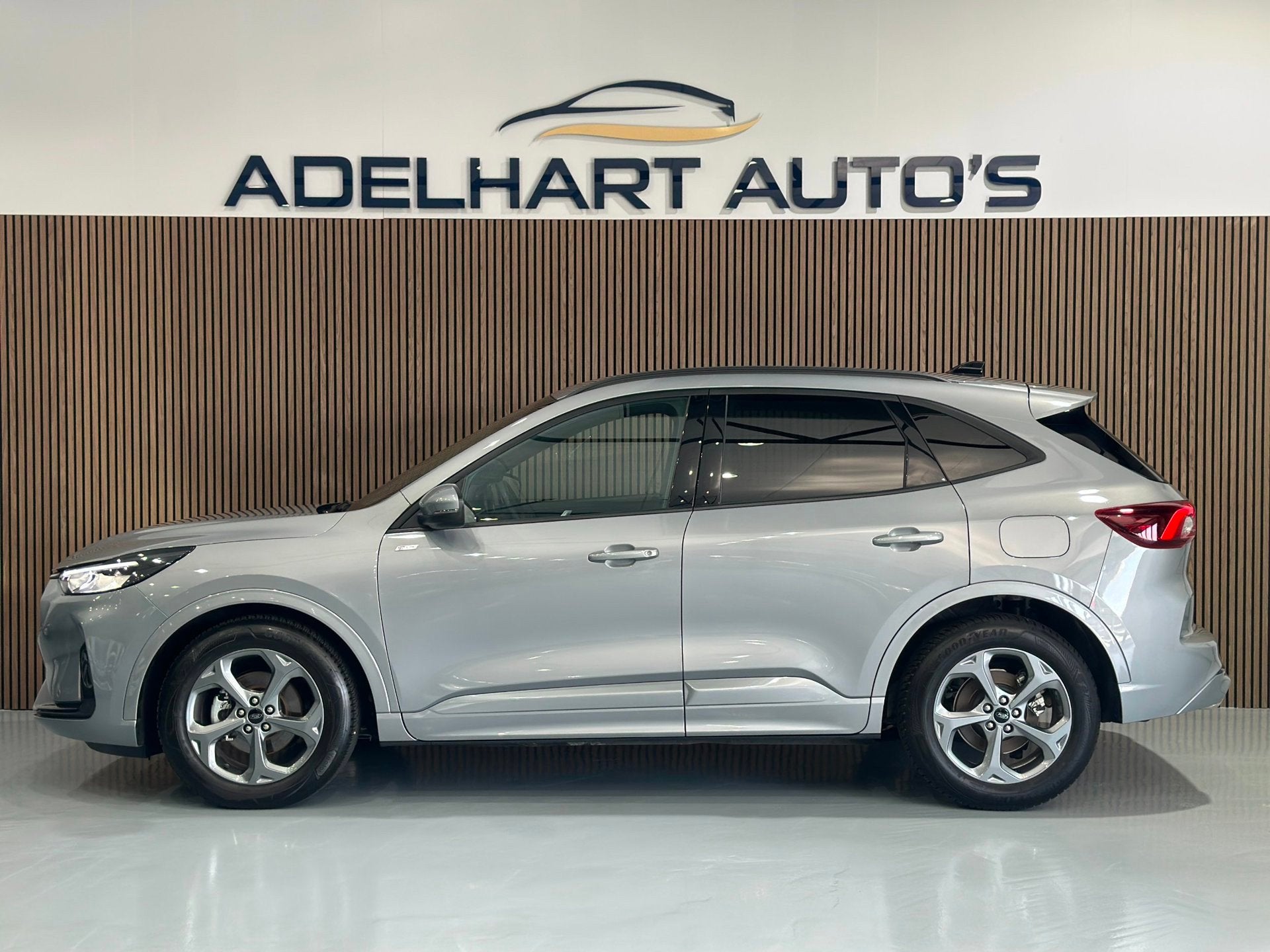 Ford Kuga 2.5 FHEV ST-Line X 192 PK Automaat / Navigatie ful, Gebruikt, Adaptive Cruise Control, Origineel Nederlands, Bedrijf
