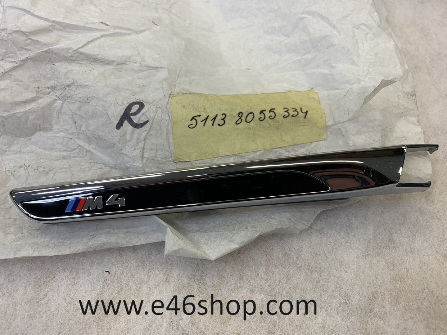 BMW M4 sierlijst rechts oe 51138055334 org nieuw bmw, -, -, Nieuw, Ophalen of Verzenden