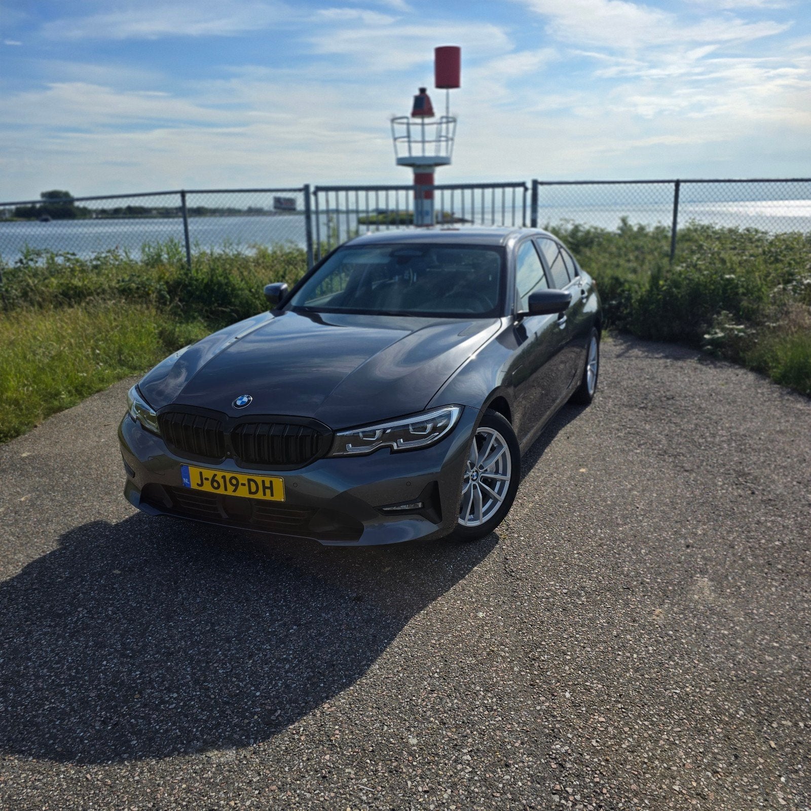 BMW 3-Serie 330e 420pk Aut 2020 Grijs, Auto's, BMW, Automaat, 1998 cc, Achterwielaandrijving, 71 km/l