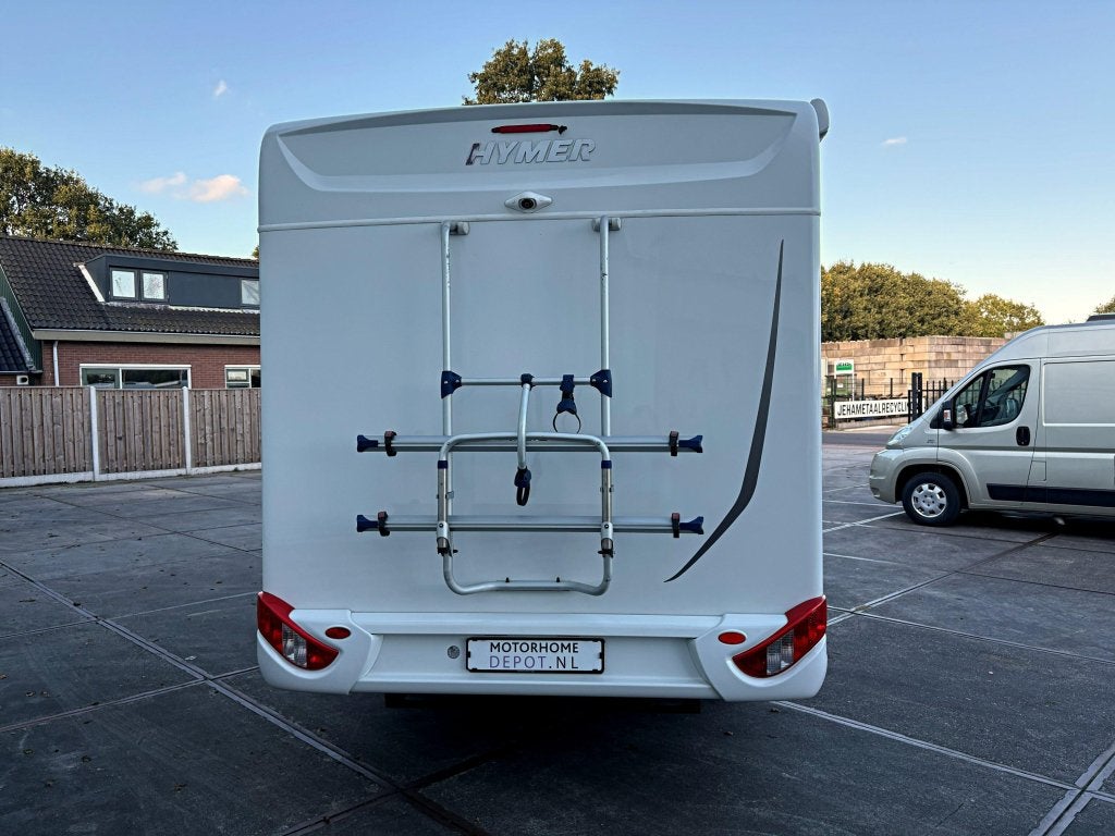 Hymer Tramp 598 GL Euro 6|6.99 m|Ambition, Caravans en Kamperen, Chemisch toilet, Standaard zit, Ringverwarming, Fiat