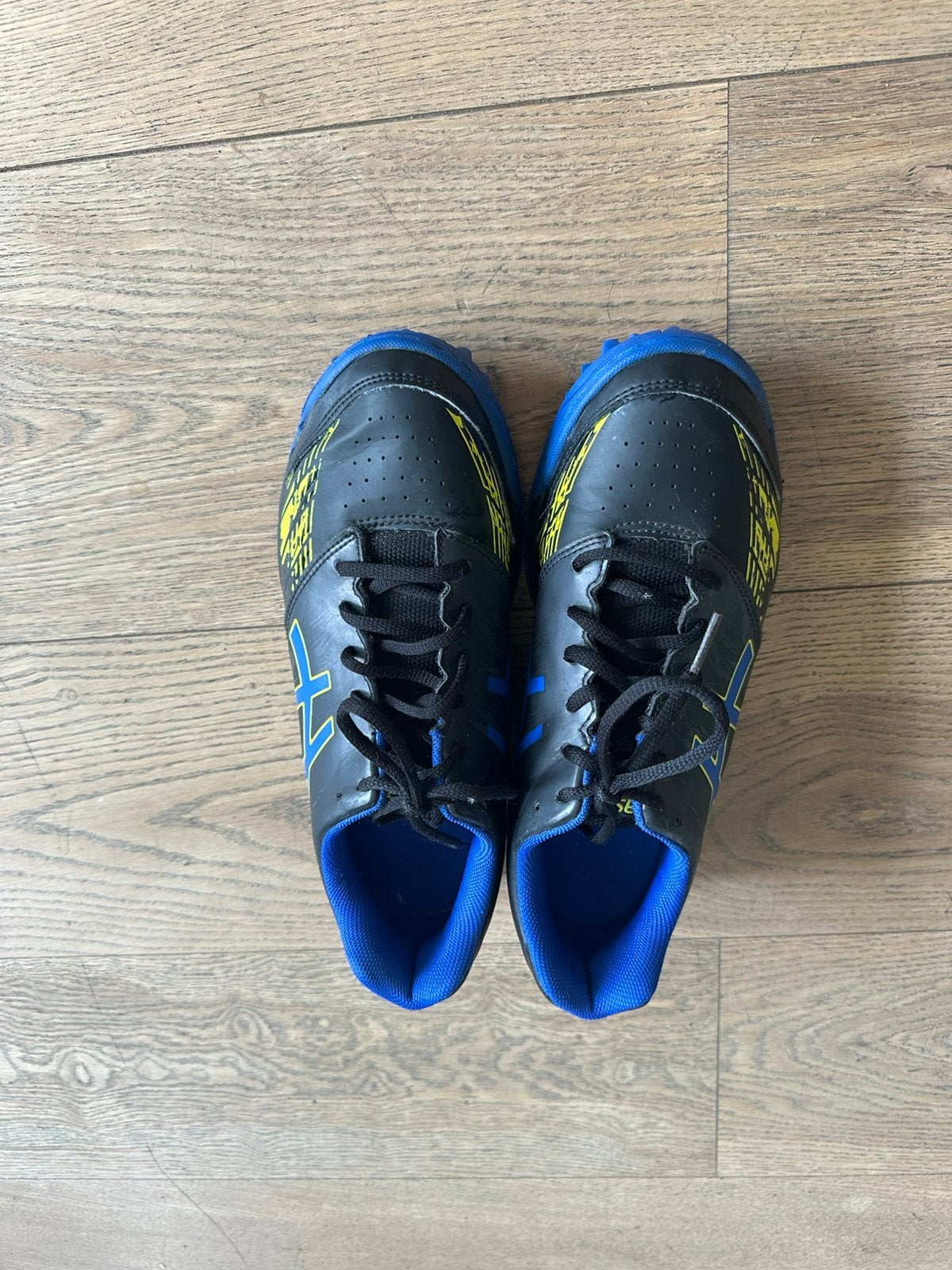 Hockeyschoenen Asics veld, Ophalen, Gebruikt, Schoenen