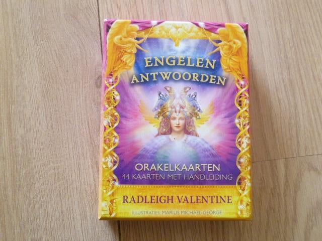 Radleigh Valentine - Engelen antwoorden orakel, Verzenden, Zo goed als nieuw, Overige onderwerpen, Achtergrond en Informatie