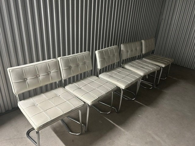 Gratis op te halen: 5 witte kantoor / eettafel stoelen, Ophalen, Gebruikt, Wit, Modern