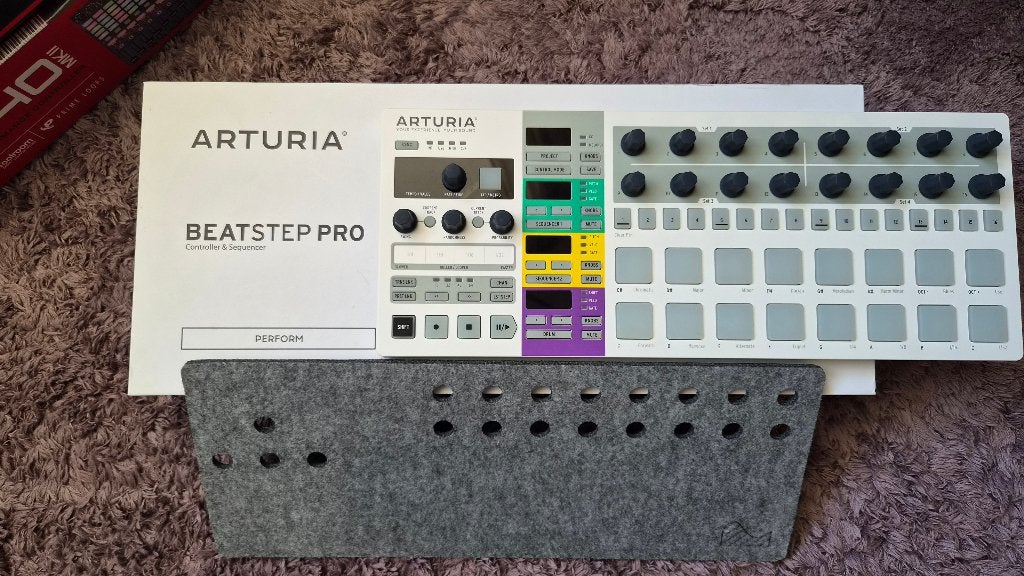 Arturia BeatStep Pro (zgan) + beschermhoes en originele doos, Muziek en Instrumenten, Ophalen of Verzenden, Zo goed als nieuw