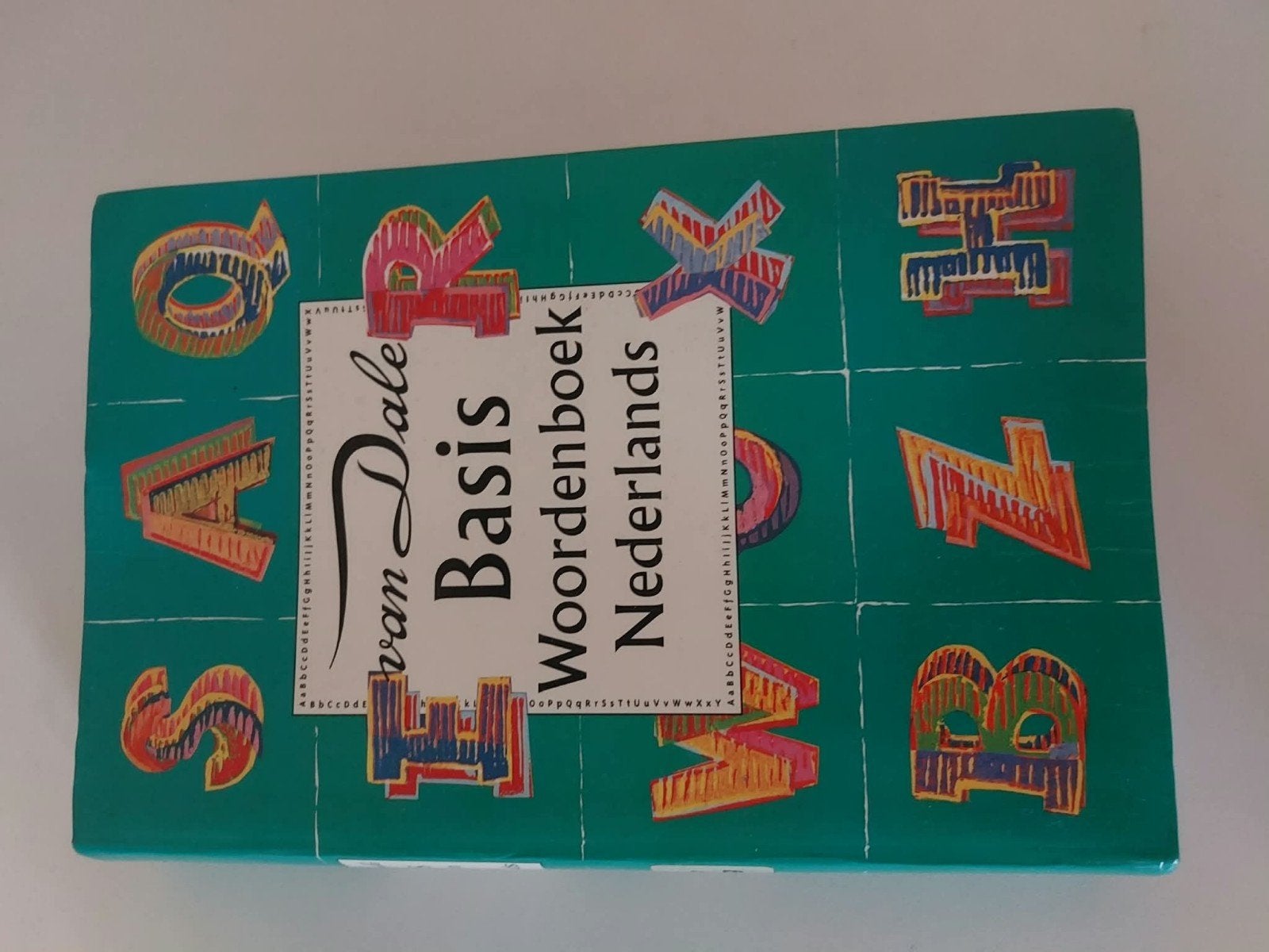 dikke van dale basis woordenboek Nederlands, Gelezen, Nederlands, Ophalen of Verzenden, Van Dale