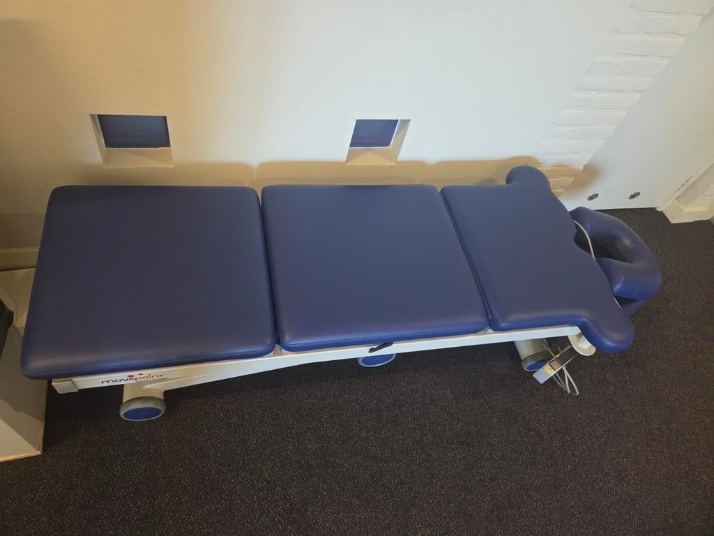 Movepoint behandelbank voor fysiotherapie of sportmassage, Ophalen, Gebruikt, Massagetafel