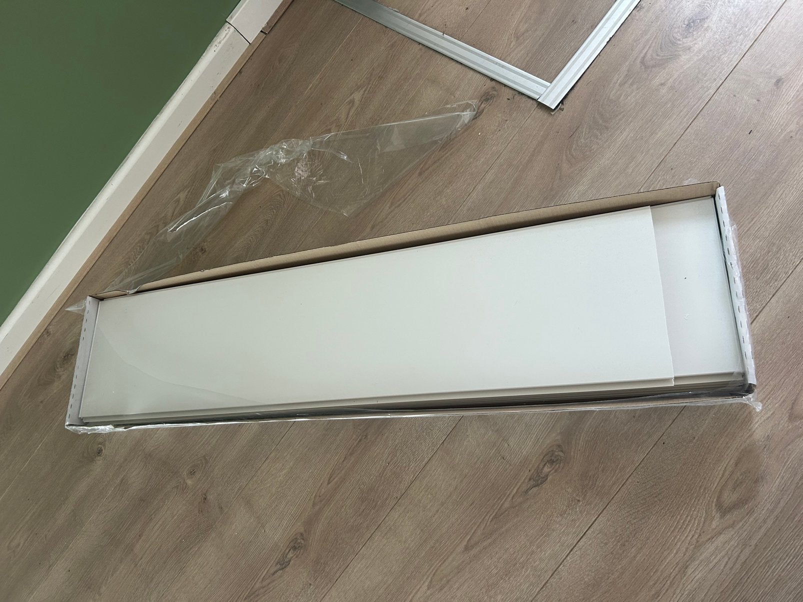 MOET NU WEG Dumaclip wand- en plafondpanelen PVC platen, Ophalen, Nieuw