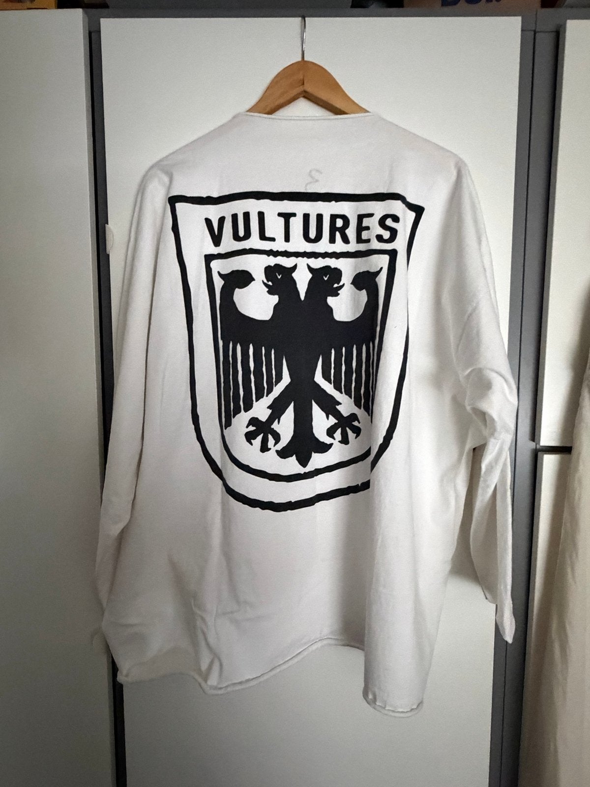 Kanye West Vultures Shirt Maat 3 (XL/XXL), Ophalen of Verzenden, Gedragen, Maat 56/58 (XL), Wit