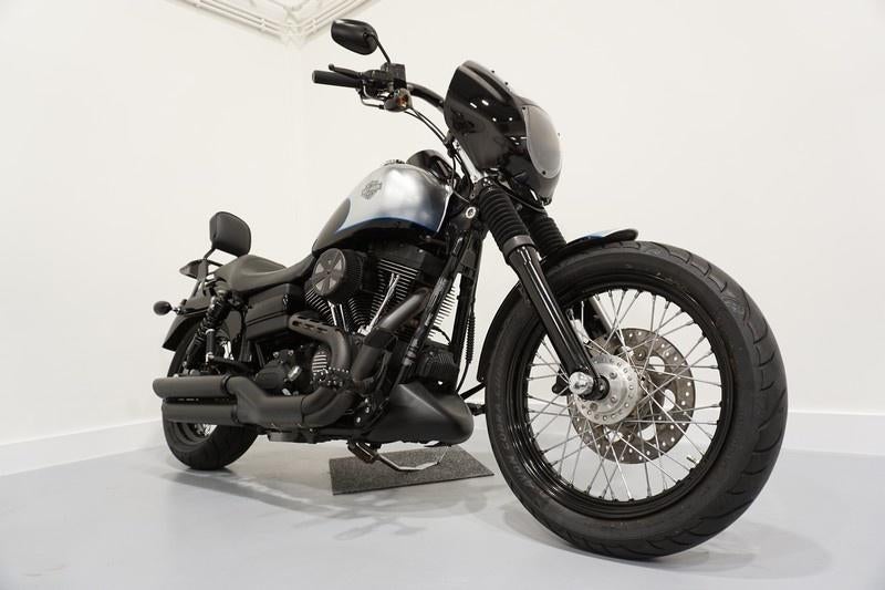 2011 Harley Davidson Dyna Super Glide Custom FXDS, Motoren, Motoren | Harley-Davidson, 2 cilinders, Motorrijbewijs A, Bedrijf