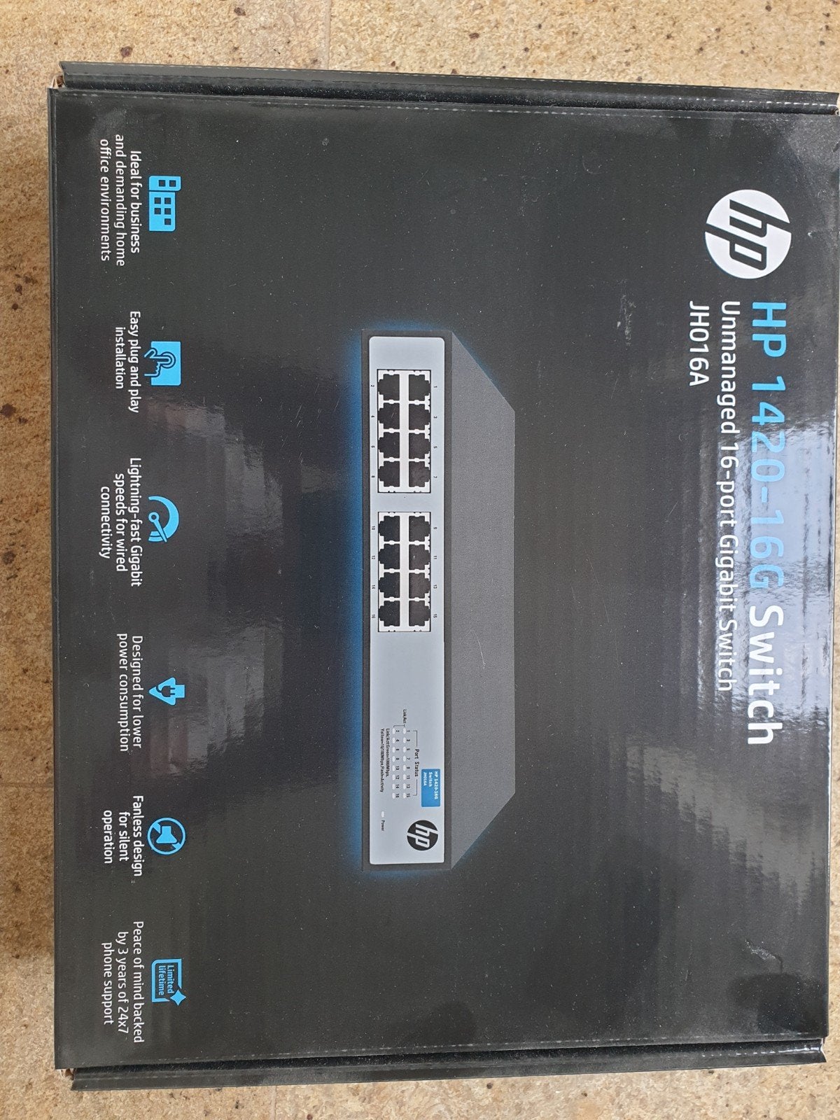 HP 1420-16G Unmanaged Gigabit Switch (JH016A), Computers en Software, Ophalen of Verzenden, Nieuw