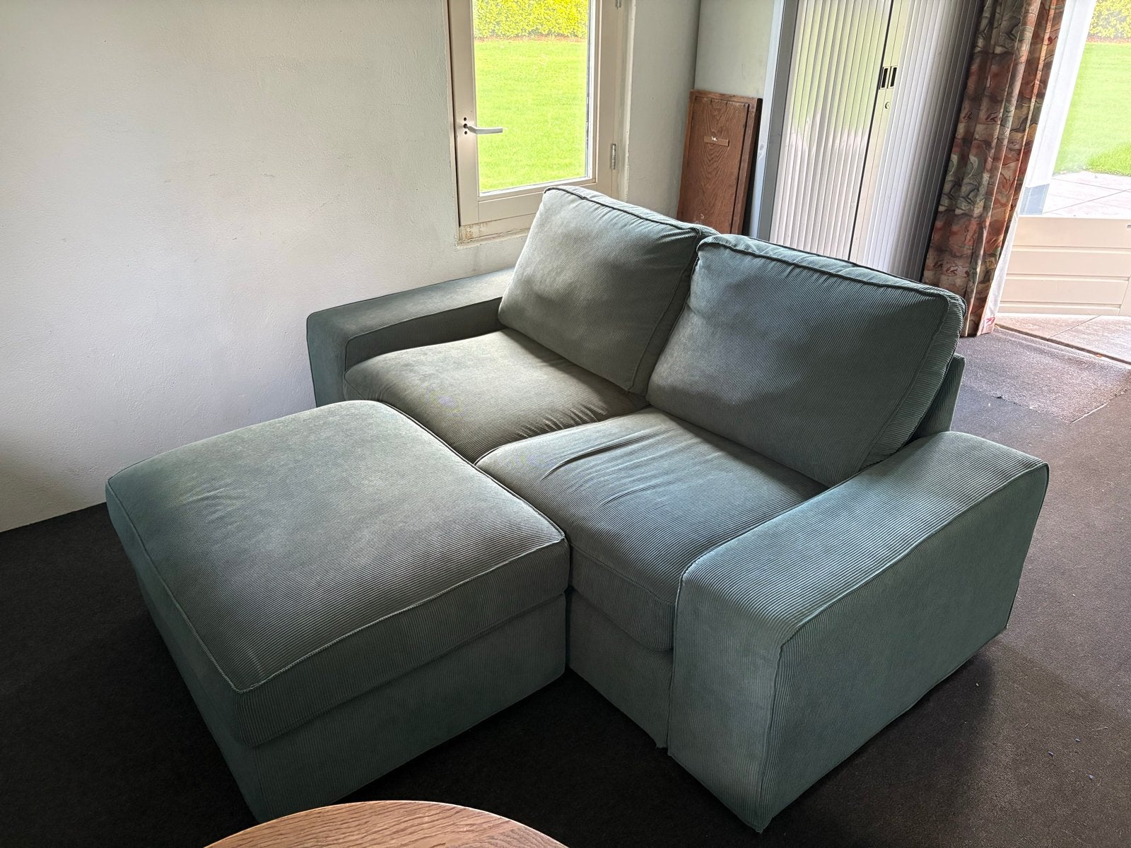 IKEA KIVIK 2-zitsbank + hocker – ribstof groen/blauw, Ophalen, 150 tot 200 cm, Tweepersoons, 75 tot 100 cm
