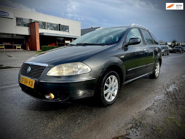Fiat Croma 2.2-16V Dynamic AUTOMAAT, CLIMATRONIC, NIEUWE APK, Auto's, Gebruikt, 4 cilinders, 700 kg, 1505 kg