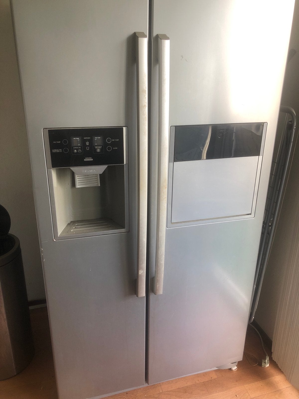 LG Amerikaanse koelkast met vriezer en waterdispenser, Ophalen, Gebruikt, 200 liter of meer, 60 cm of meer