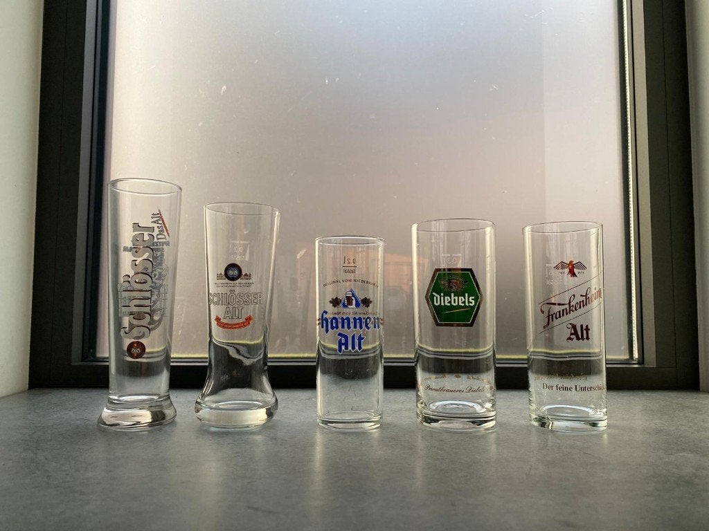 5 verschillende Duitse altbier glazen, Ophalen of Verzenden, Zo goed als nieuw, Glas of Glazen, Overige merken