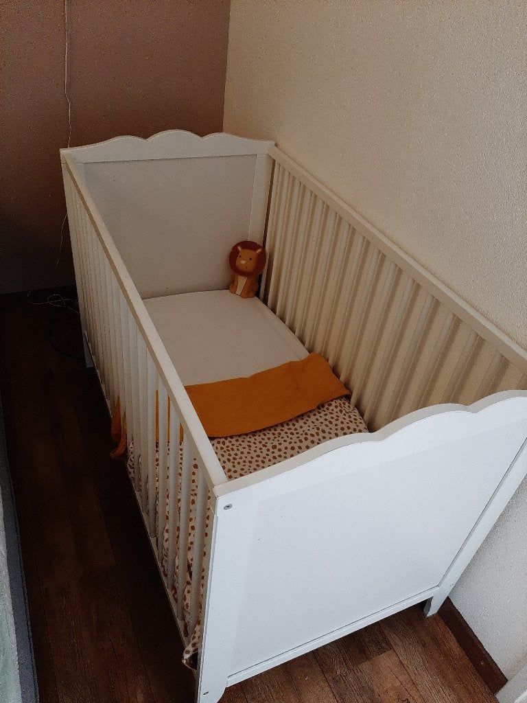 Ledikant Ikea, Kinderen en Baby's, Babywiegjes en Ledikanten, Ophalen, Gebruikt, Ledikant