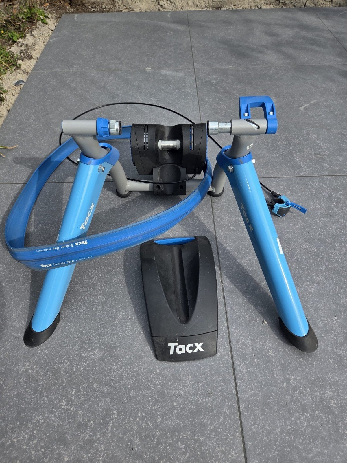 Tacx Booster T2600 Fietstrainer met voorwielsteun & band, Fietsen en Brommers, Mountainbike, Band, Ophalen of Verzenden, Zo goed als nieuw