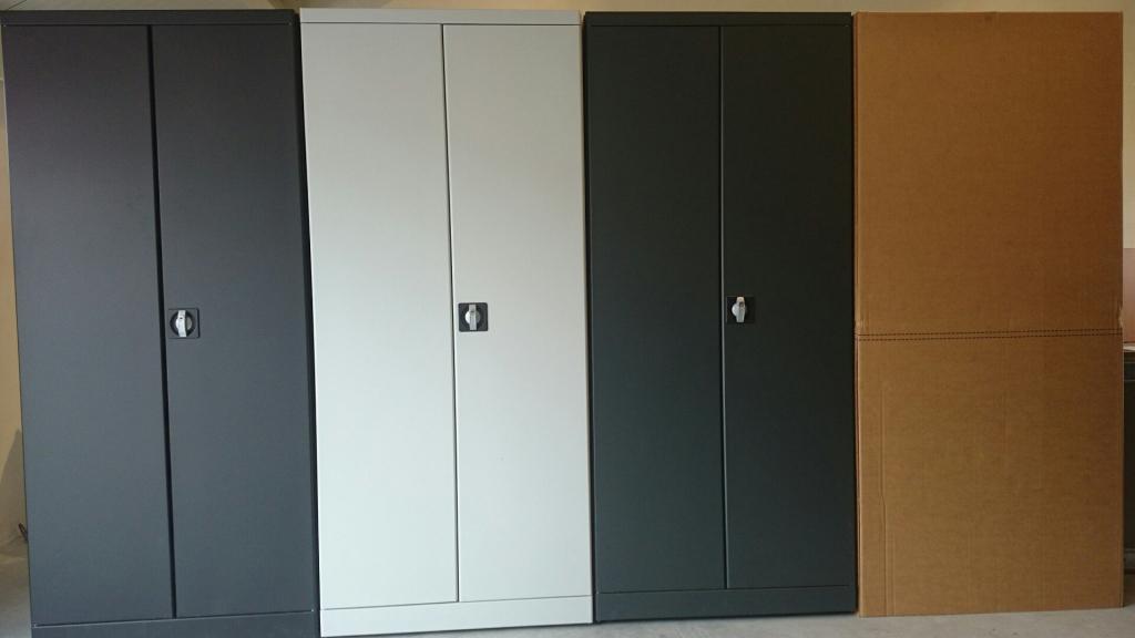 Stalenkast, draaideurkast, tweedeur kast, Gebruikt, Niet ingevuld, Metaal, Niet ingevuld