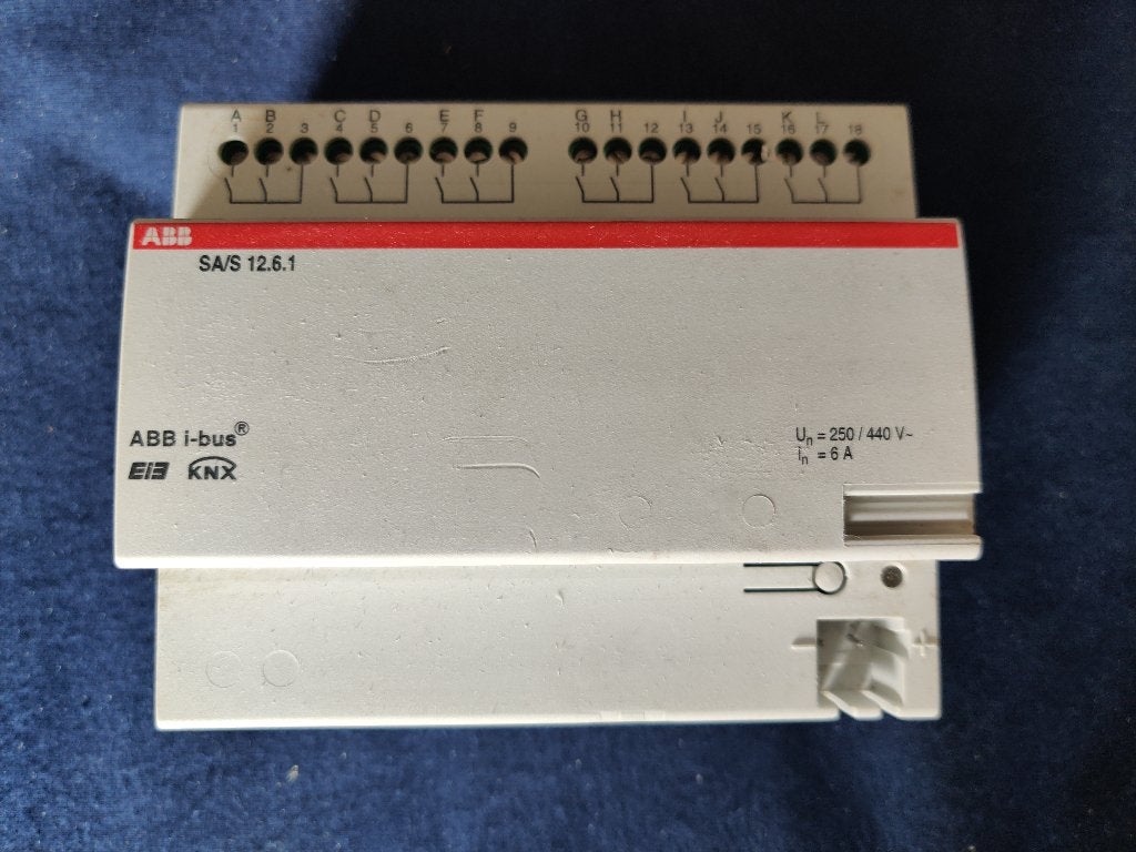 ABB i-bus KNX Switch Actuator 12x 6A SA:S 12.6.1 2CDG110038R, Ophalen of Verzenden, Nieuw