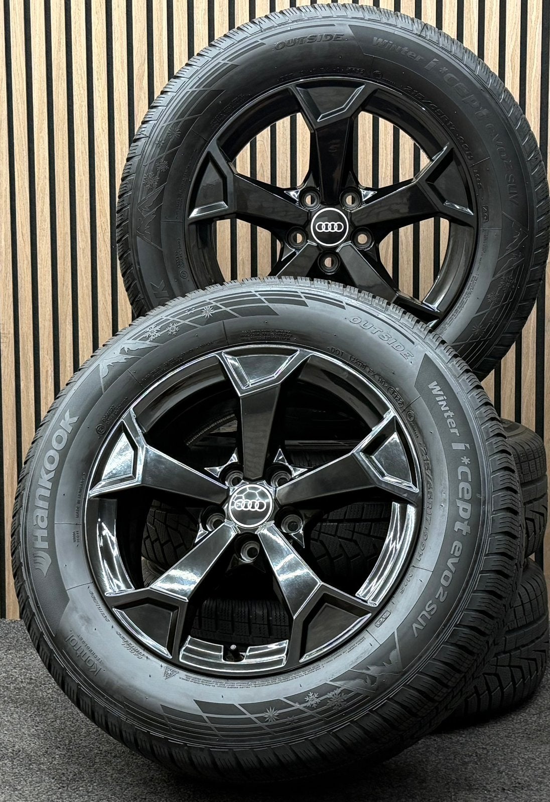 WINTER! Originele 17 inch Audi Q3 5x112 ET38 Hankook AO, Ophalen, 215 mm, ., Banden en Velgen