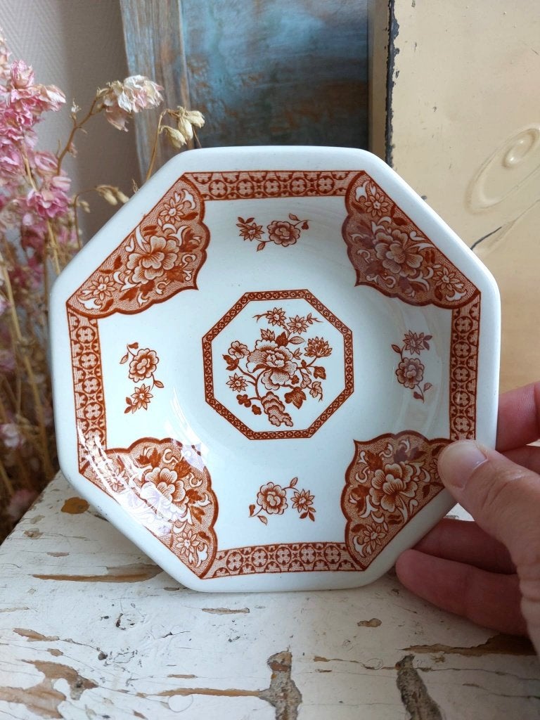 Schaaltje Old Pekin by J. & G. Meakin - Royal Staffordshire, Ophalen of Verzenden