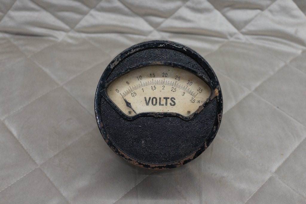 Prachtige Vintage Voltmeter / Analoge Voltmeter, Antiek en Kunst, Ophalen of Verzenden