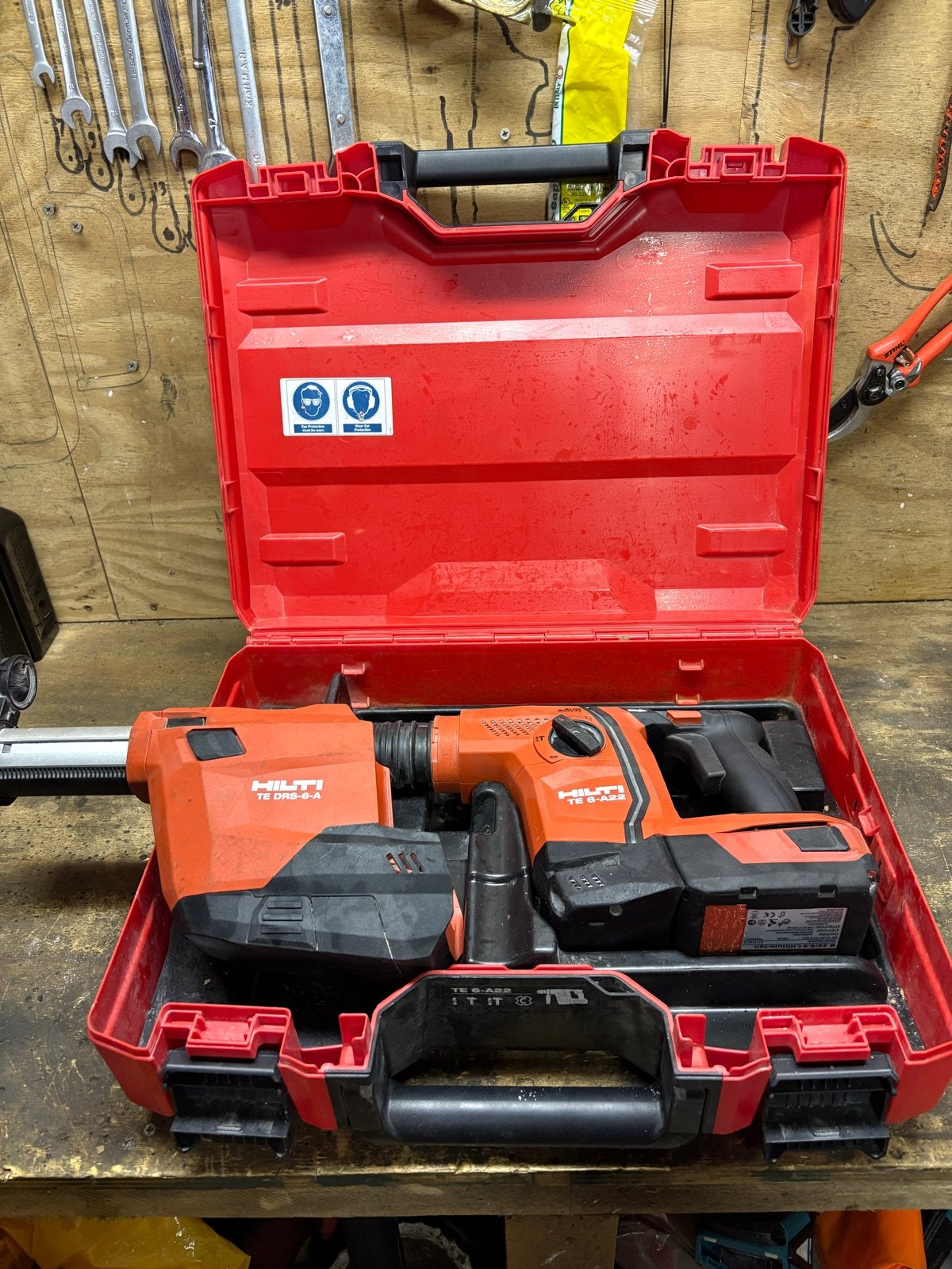 Hilti TE 6-A22 Boorhamer met stofafzuiging en koffer, John, 600 watt of meer, Boor- en/of Breekhamer, Ophalen of Verzenden