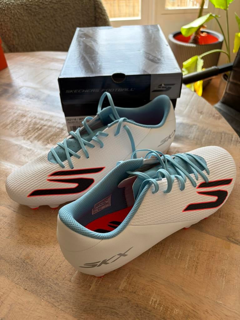 Nieuwe Voetbalschoenen 47 Sketchers SKX_2 Academy FG, Sport en Fitness, Ophalen, Nieuw, Overige typen, Overige merken
