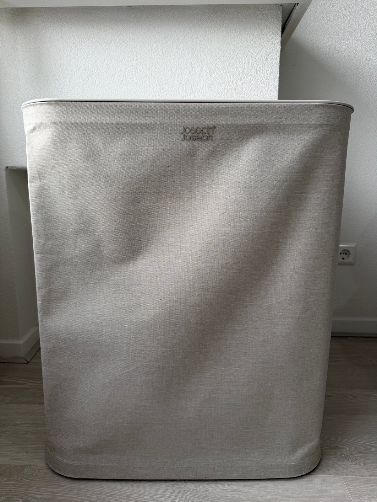 Joseph Joseph Tota - Trio 90-liter wasmand met deksel, Ophalen, Zo goed als nieuw, Wasmand, Overige merken