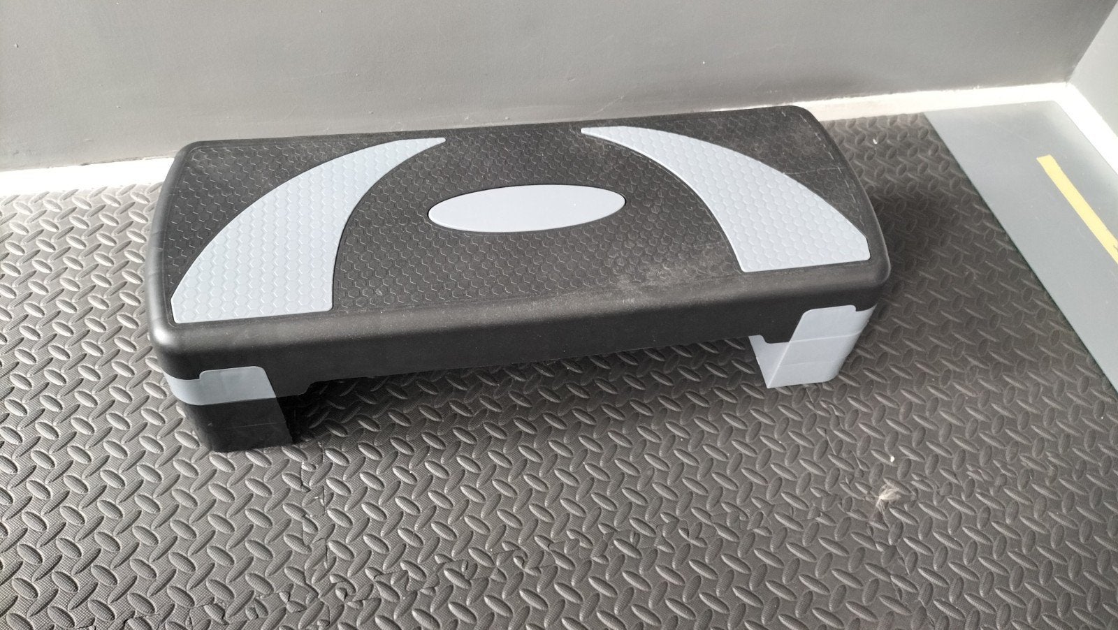 Stepplank voor fitness en cardio training, Ophalen, Gebruikt, Benen, Stepbank