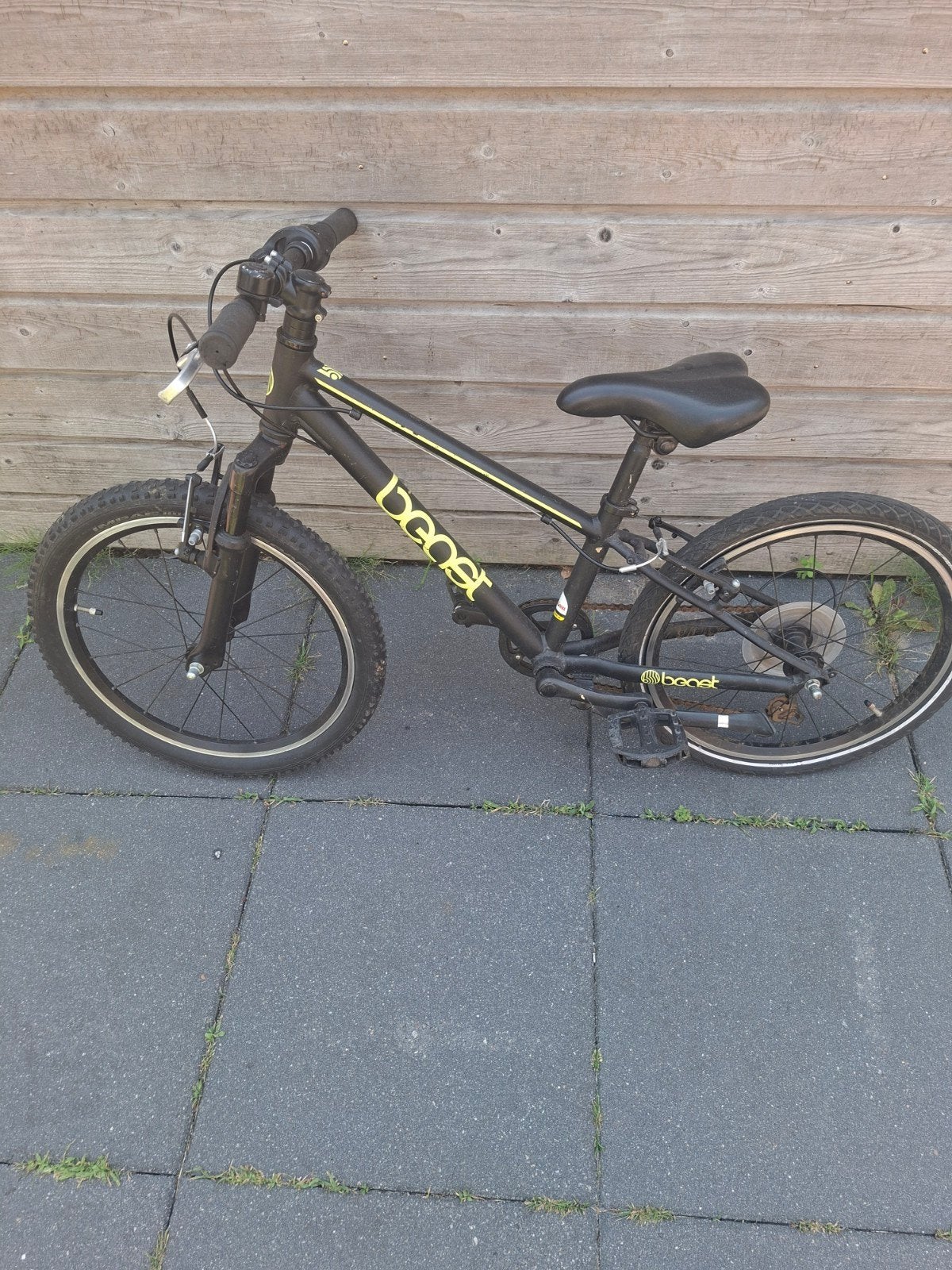 Kinderfietsje 20 inch - Benet - 5 tot 8 jaar, Fietsen en Brommers, Fietsen | Kinderfietsjes, Ophalen, Velgrem, Benet, 16 tot 20 inch